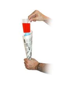 Comedy glass in paper cone by Bazar De Magia
